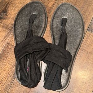 Black Sanuk sandals (size 7)